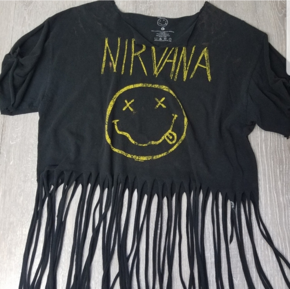 🌟3/$15 Custom upcycled band tshirt